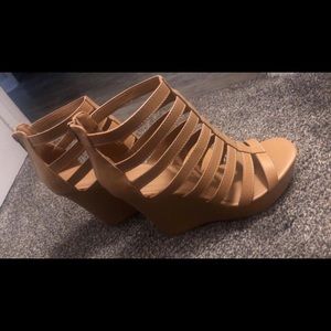 Tan wedges